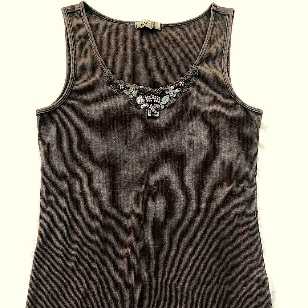 Cotton tank Top w/beads in brown tie dye stretch